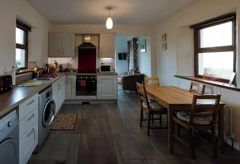 Kinbane Self Catering