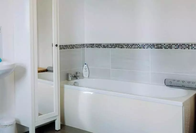 Kinbane Self Catering