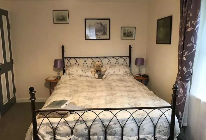 Meadowbrook Cottage B&b
