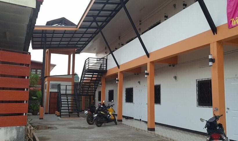 پانسیون Chonlada Place