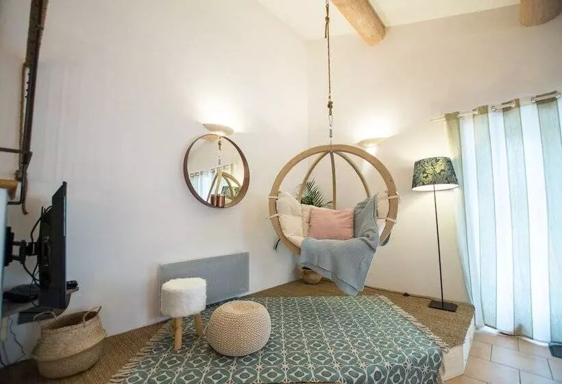 Majatalo La Bastide Des Bourguets