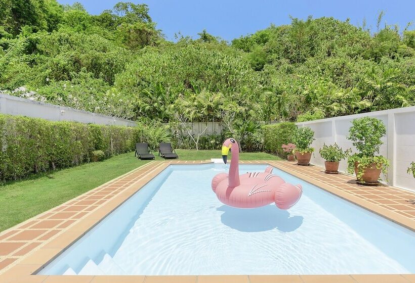 Baanpromphun Pool Villa By Bv