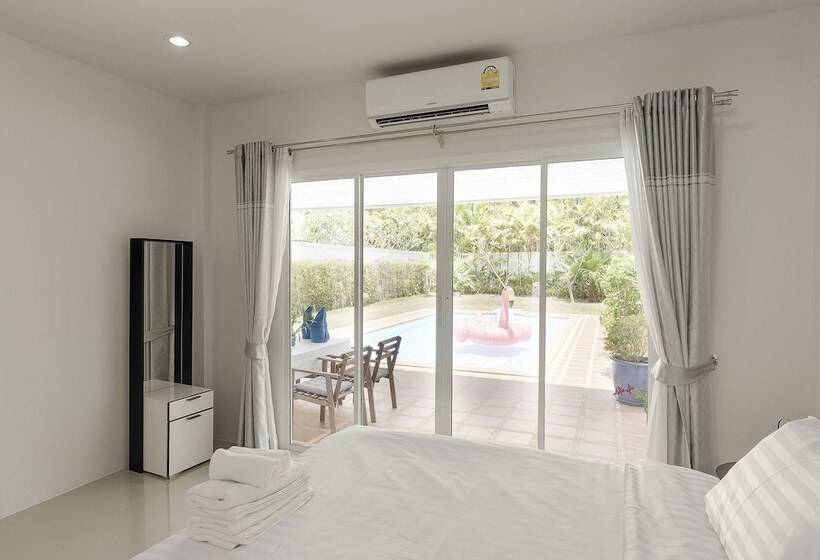 Baanpromphun Pool Villa By Bv