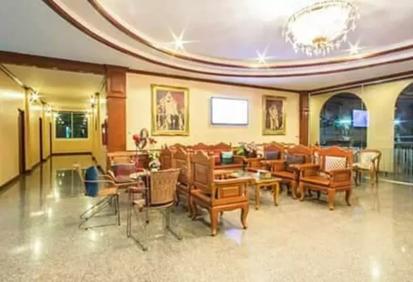 ホテル Bann Udomsap