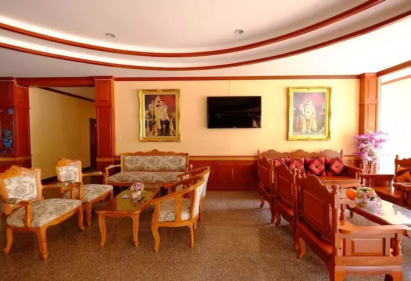 ホテル Bann Udomsap