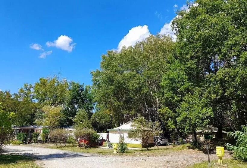 Hotelli Camping La Célestine