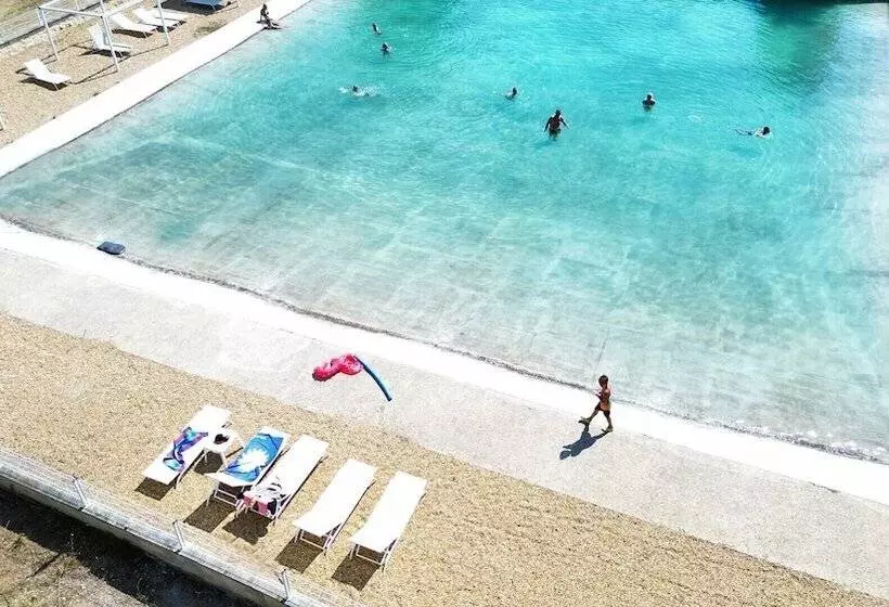 Hotelli Camping La Célestine