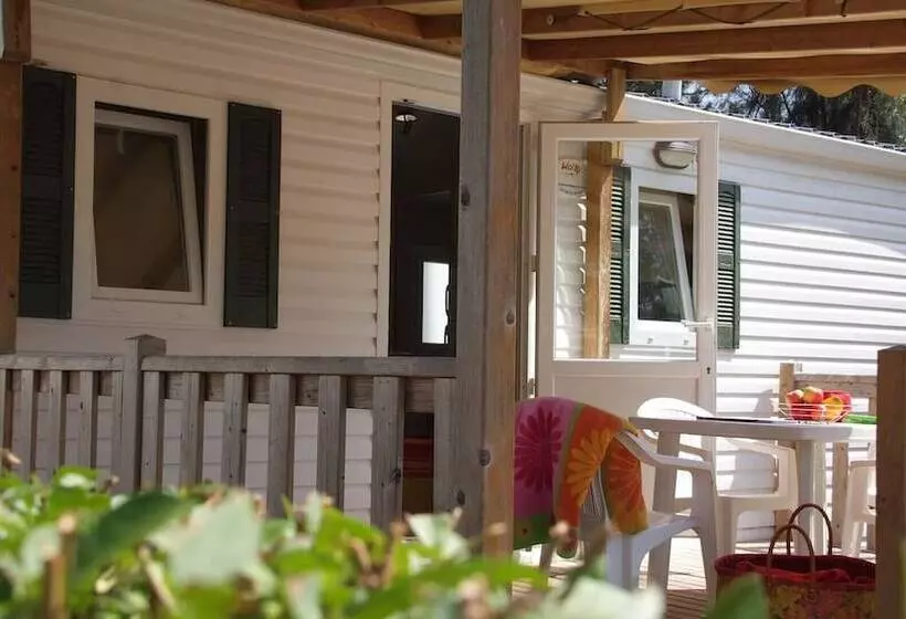 Hotelli Camping La Célestine