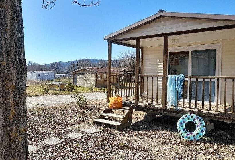 בית מלון כפרי Camping La Célestine