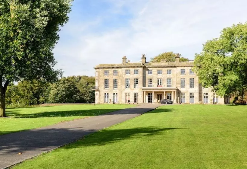 هتل Haigh Hall