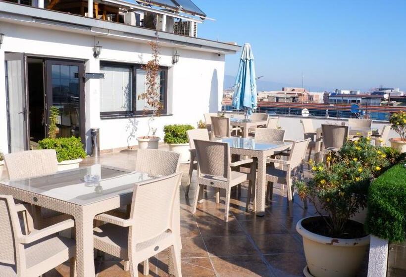 Отель La Bella Salihli