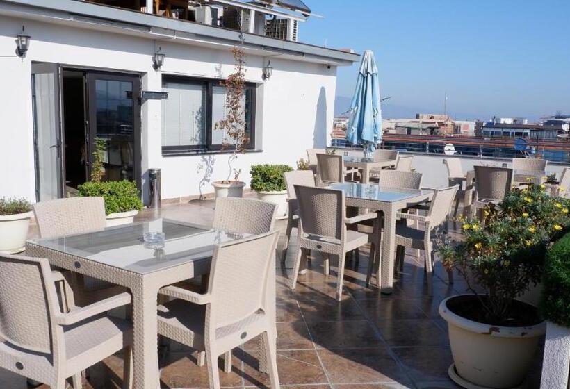 Отель La Bella Salihli