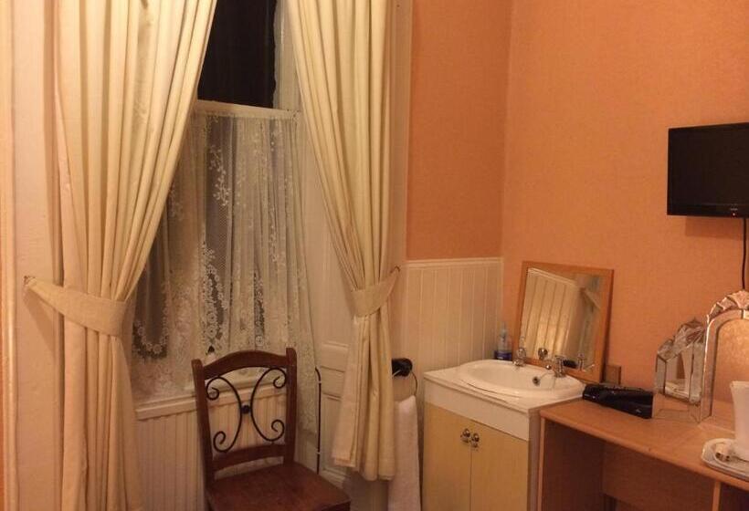 Pensionat Arbour Guest House