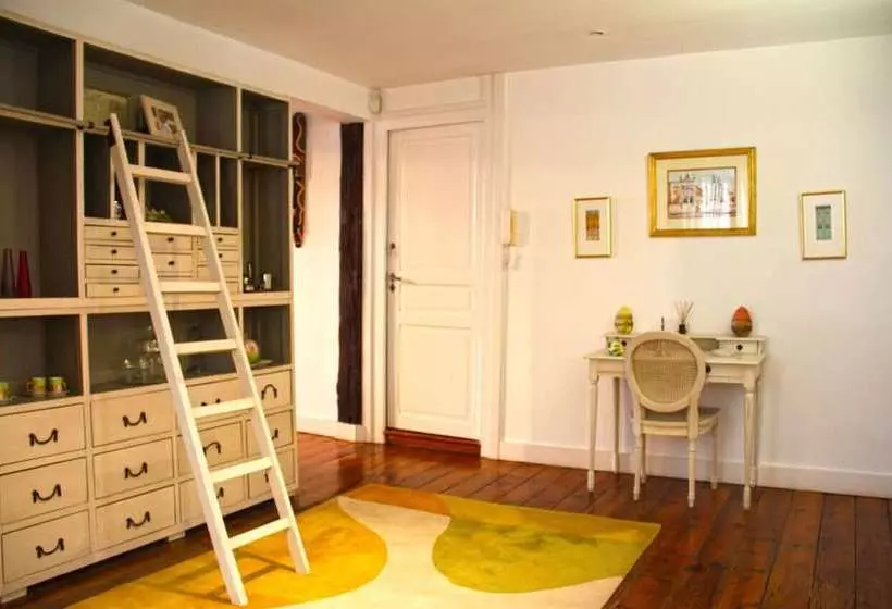 پانسیون La Casa De Valérie