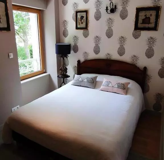 ペンション Maison De Kersalomon