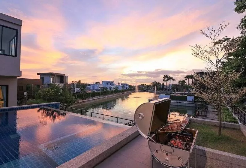 Villa Ozone Pattaya