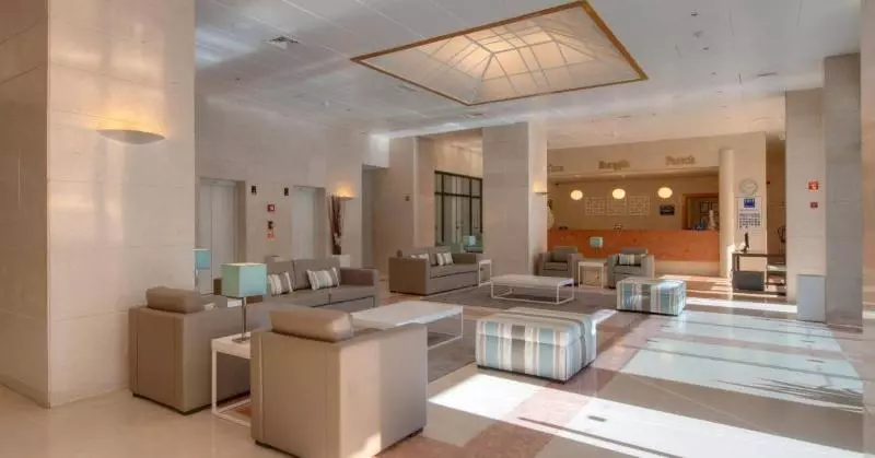 Отель Tryp By Wyndham Montijo Parque