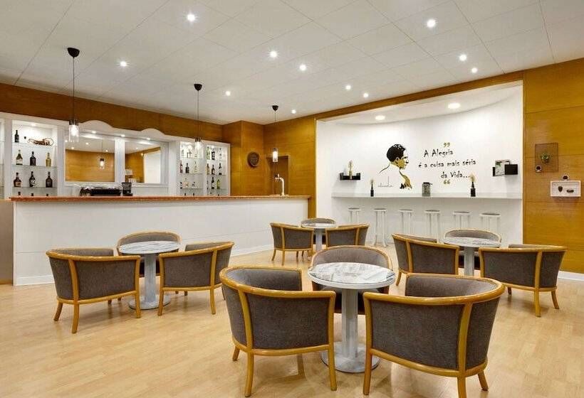 Hotel Tryp By Wyndham Montijo Parque