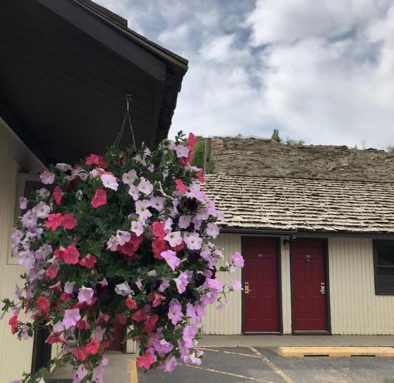 Country West Motel Of Rock Springs