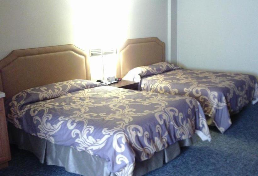 ホテル 5th Avenue Inn & Suites