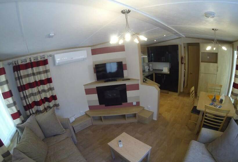 Hotel Camping Lou Comtadou