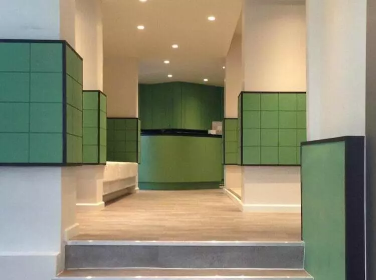 هتل L42 Hostel Suvarnabhumi Airport