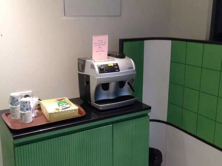 هتل L42 Hostel Suvarnabhumi Airport