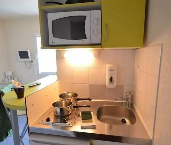 Hotelli Montempô Apparthôtel Cdg Goussainville