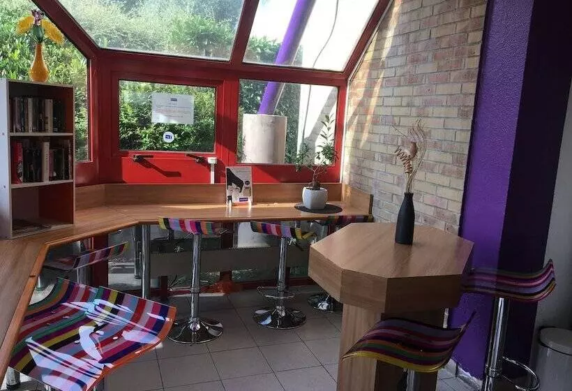 Hotelli Montempô Apparthôtel Cdg Goussainville