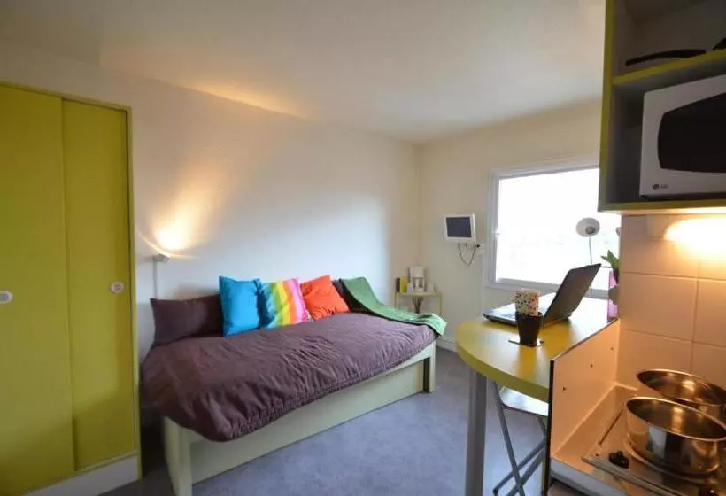 Hotelli Montempô Apparthôtel Cdg Goussainville