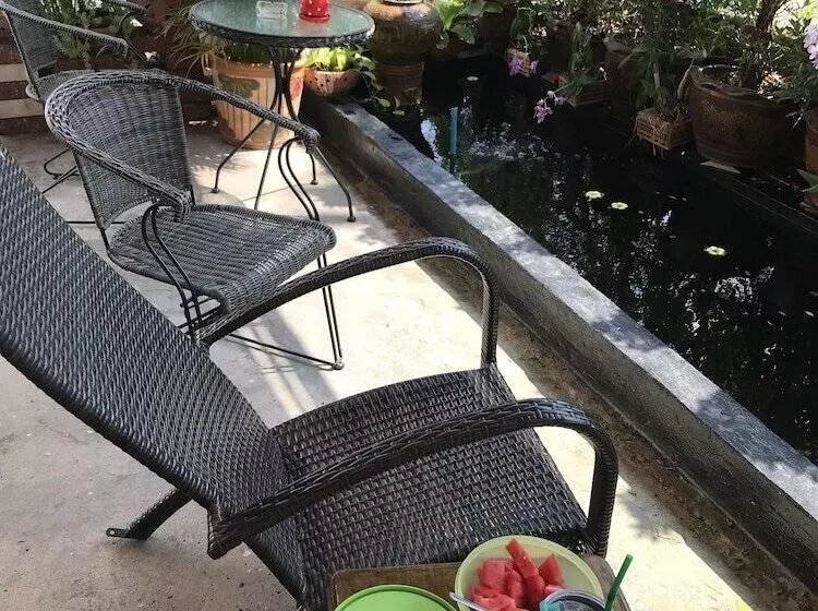 هتل Orchid Apartment