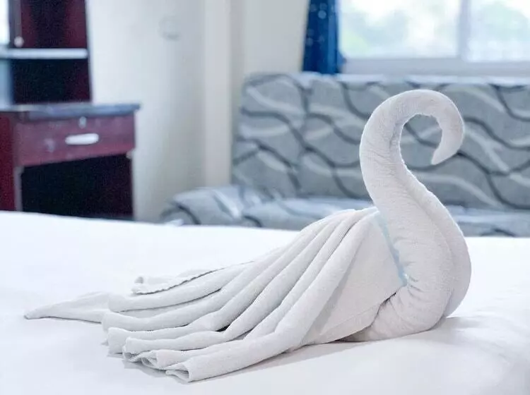 هتل Orchid Apartment