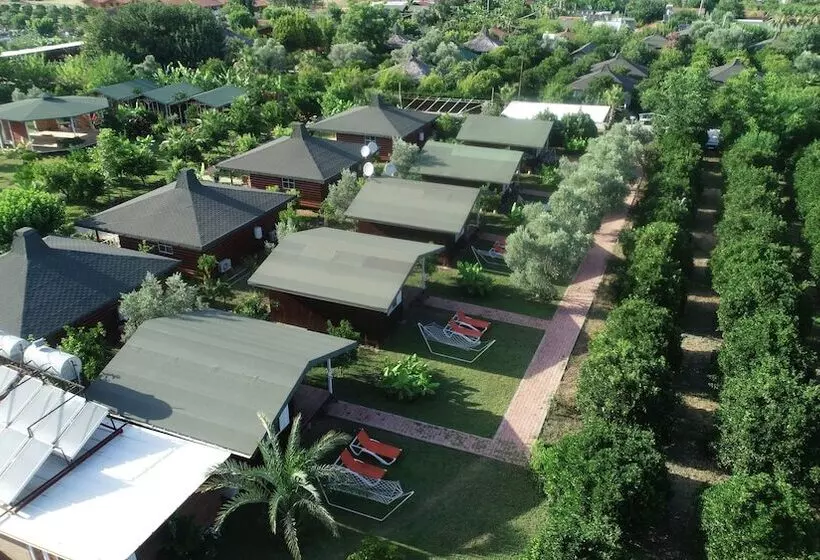 Hotelli Cirali Zakkum Bungalow