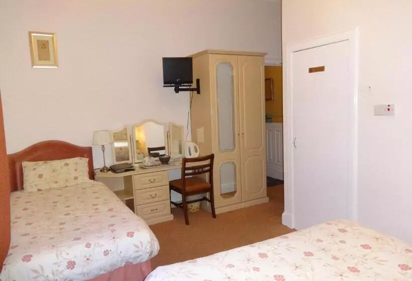 Majatalo Aberdour Guest House