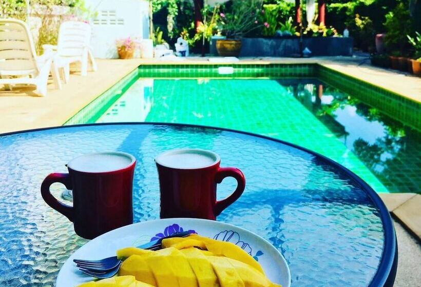 پانسیون Baan Peacock