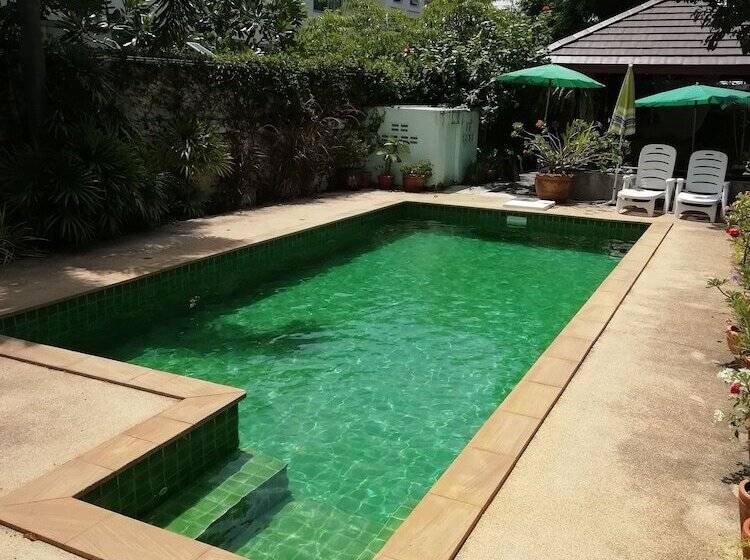 پانسیون Baan Peacock