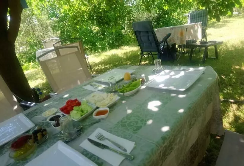 ペンション Bahceli Konak