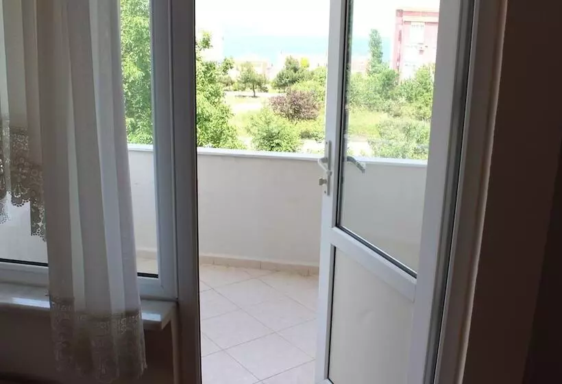 ペンション Bahceli Konak