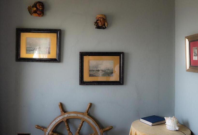 פנסיון La Rosa