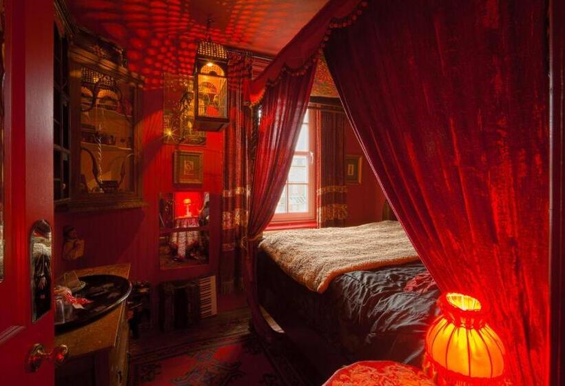 פנסיון La Rosa