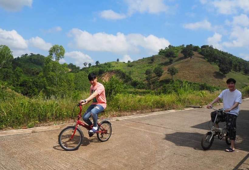 بنسيون Mon Madam