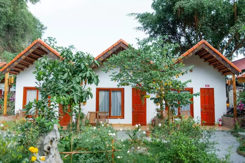پانسیون Tam Coc Serene Bungalow