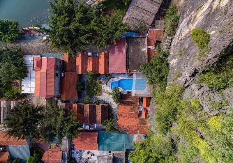 پانسیون Tam Coc Serene Bungalow