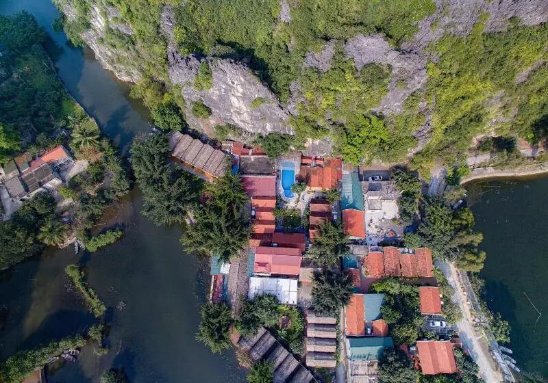 پانسیون Tam Coc Serene Bungalow