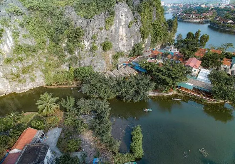 پانسیون Tam Coc Serene Bungalow