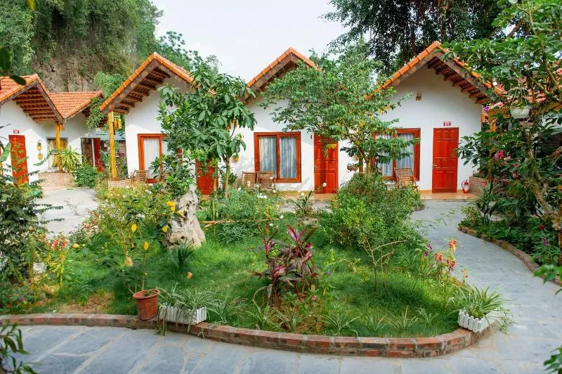 پانسیون Tam Coc Serene Bungalow