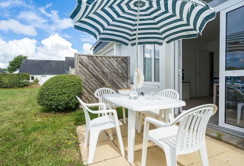 住所  Résidence Pierre & Vacances La Voile D Or