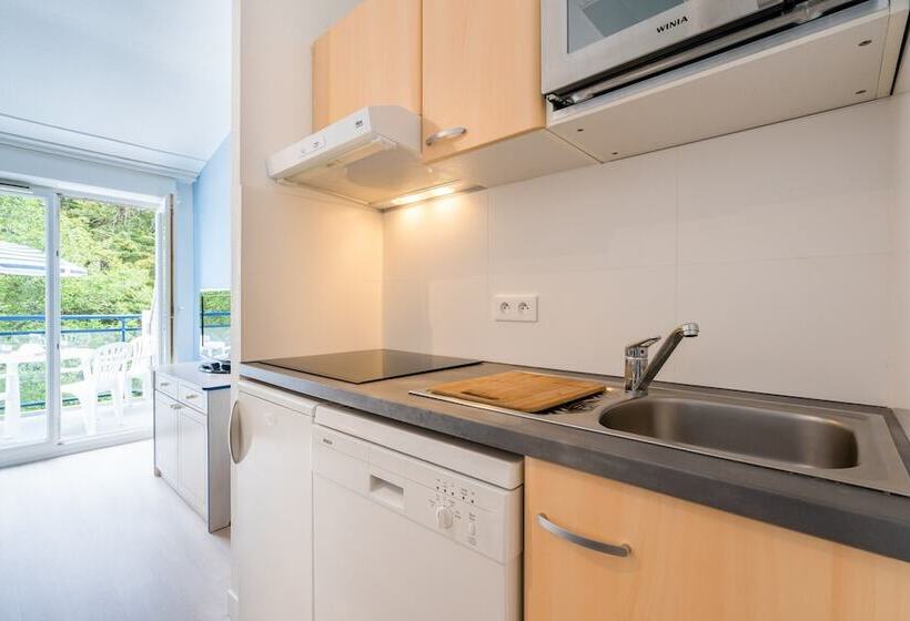 住所  Résidence Pierre & Vacances La Voile D Or