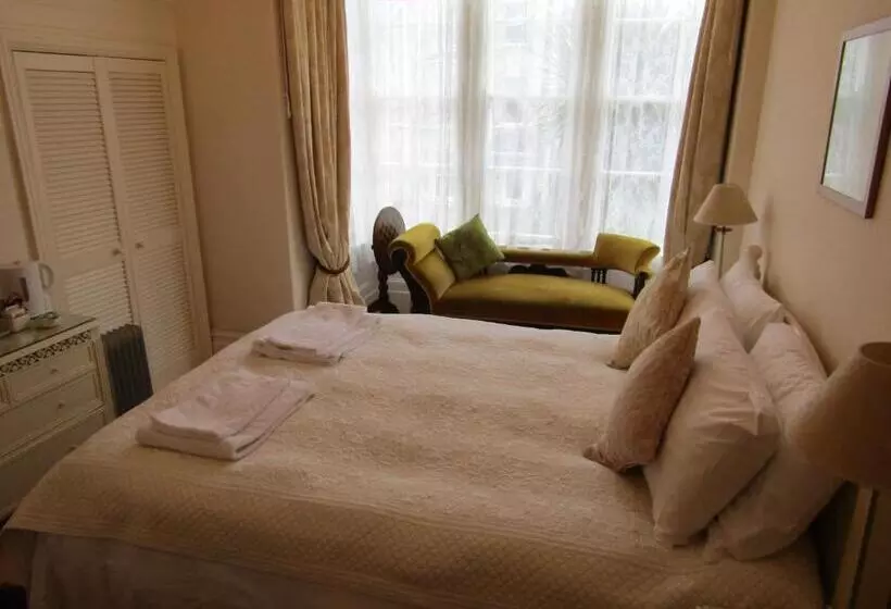 Aamiaismajoitus (B&B) Harringtons At 14