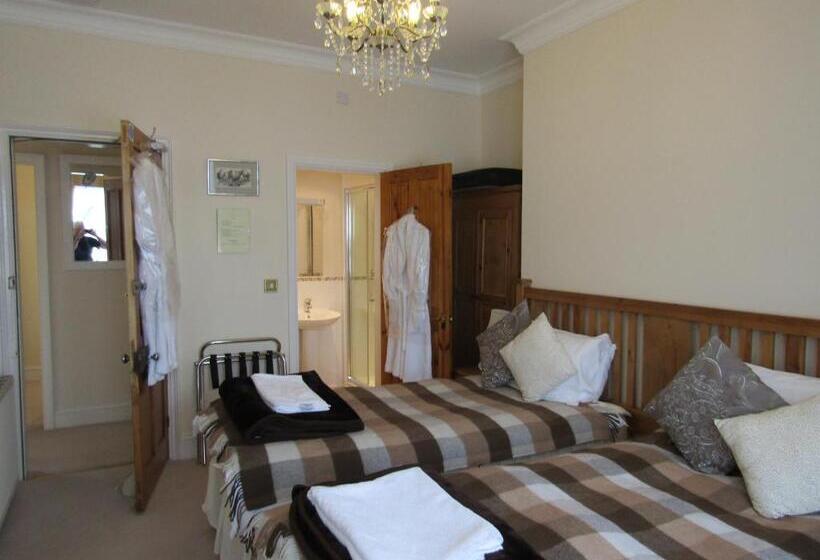 Bed and Breakfast Harringtons At 14